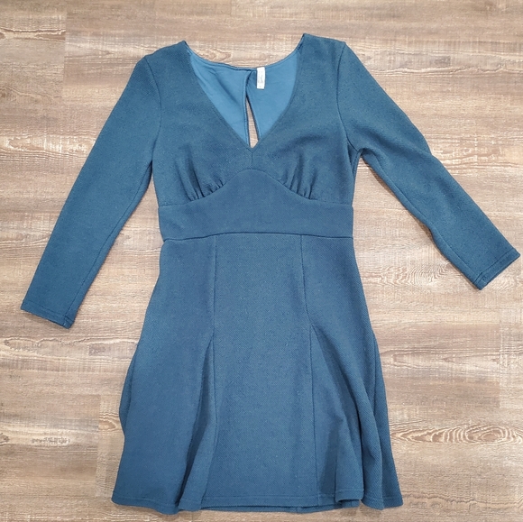 ✨️HP✨️ Free People Teal Hearstopper Fit and Flare Dress in size Medium - Picture 4 of 12
